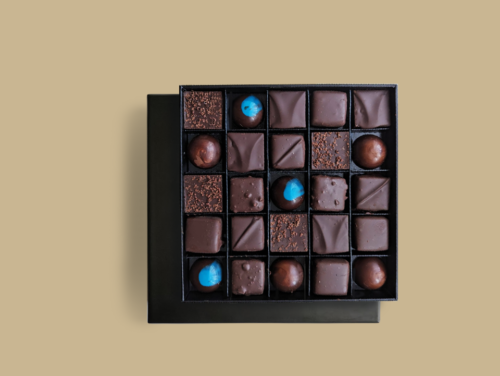 Chocolate District, Assorted Chocolate Pralines N25