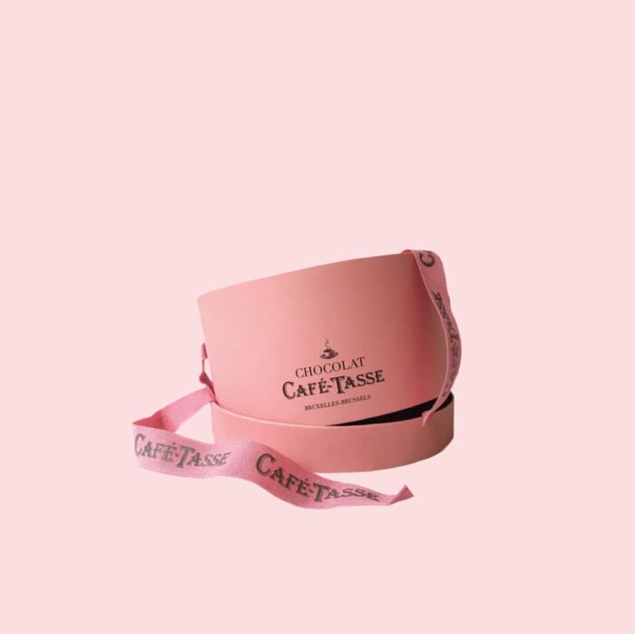 Chocolate District Pink Round Hat Box